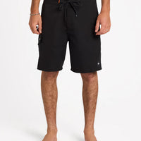 QUIKSILVER MENS BIG COUNTRY 19" BOARDSHORTS - BLACK