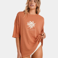 BILLABONG BRIGHT SUN TEE - KISS THE EARTH