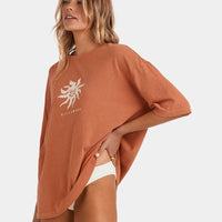 BILLABONG BRIGHT SUN TEE - KISS THE EARTH