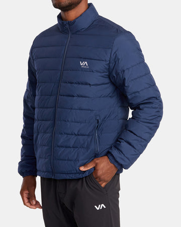 RVCA PACKABLE PUFFA JACKET - ARMY BLUE