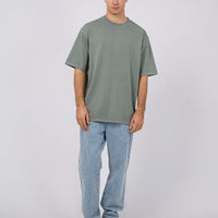 SILENT THEORY HEAVY WEIGHT TEE - FOREST GREEN