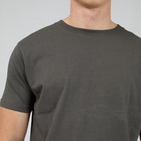 SILENT THEORY SOLID TAIL TEE - COAL