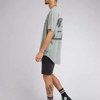 SILENT THEORY IMPACT SCOOP TEE