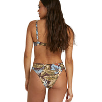SHOP BILLABONG ONLINE WITH CHOZEN SURF