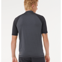 RIP CURL SHOCK UPF S/S - BLACK MARLE