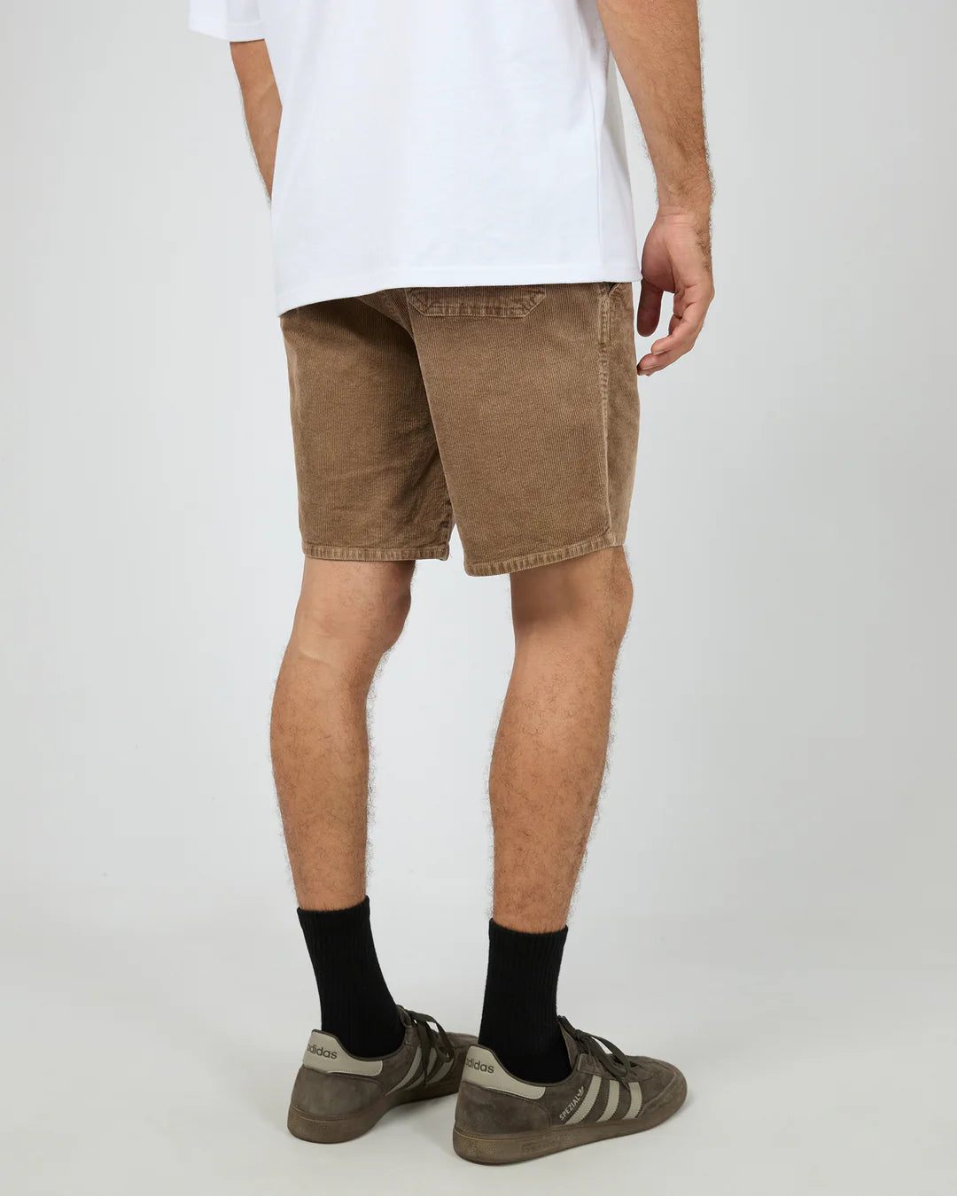 SILENT THEORY MENS CORD SHORT - TAUPE
