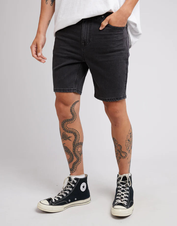 SILENT THEORY SHADOW A2 SHORT WASHED BLACK