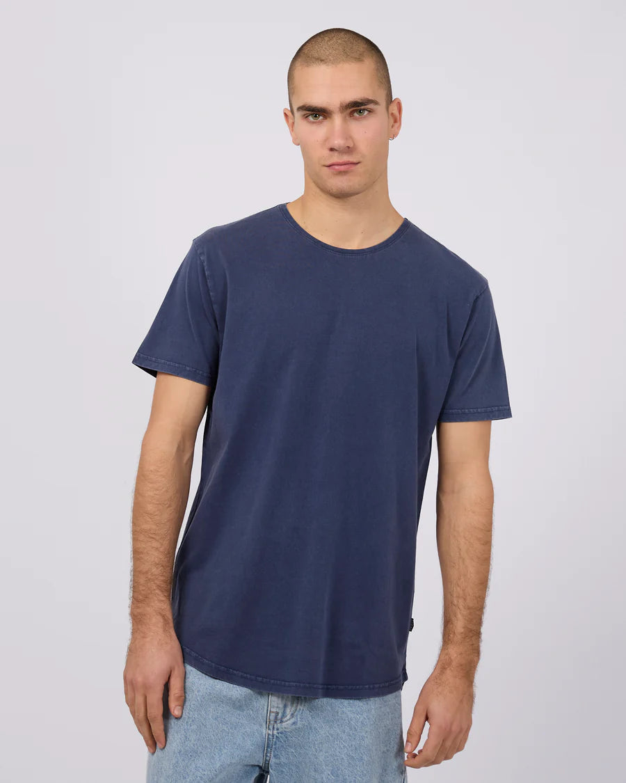 SILENT THEORY TAIL TEE - NAVY