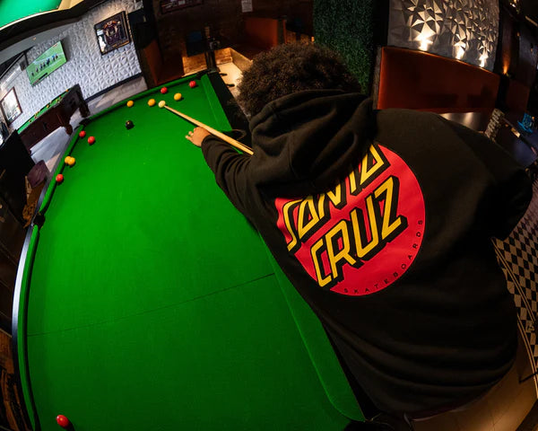 SANTA CRUZ MENS CLASSIC DOT CHEST HOODIE - BLACK