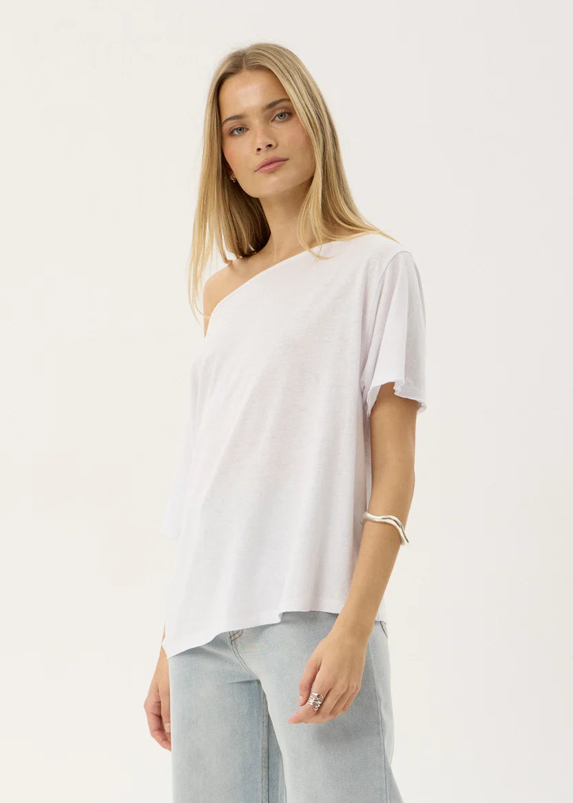 AFENDS SABINA OFF SHOULDER TEE - WHITE