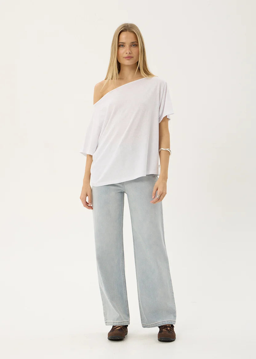 AFENDS SABINA OFF SHOULDER TEE - WHITE