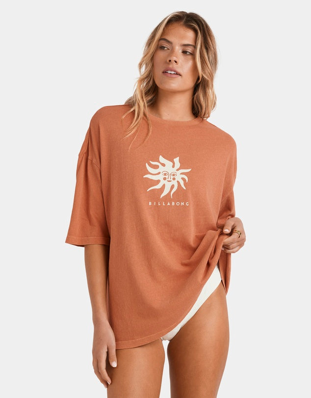 BILLABONG BRIGHT SUN TEE - KISS THE EARTH