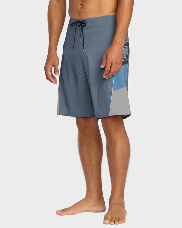 BILLABONG STRADDIE AIRLITE 20" BOARDSHORTS - STEEL BLUE