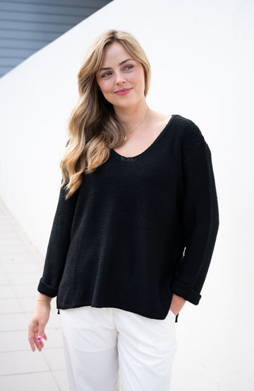 SLIVER WISHES ROLL UP SLEEVE KNIT TOP - BLACK