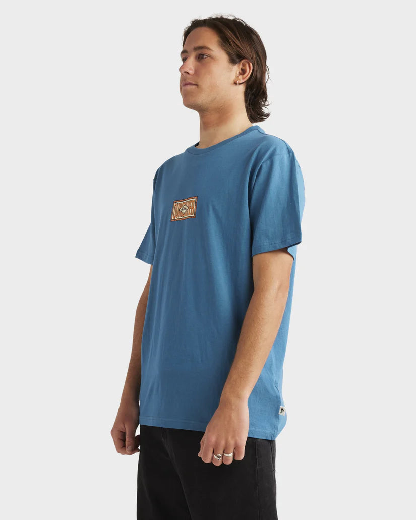 QUIKSILVER  MIND TEMPLE SS - BLUESTEEL