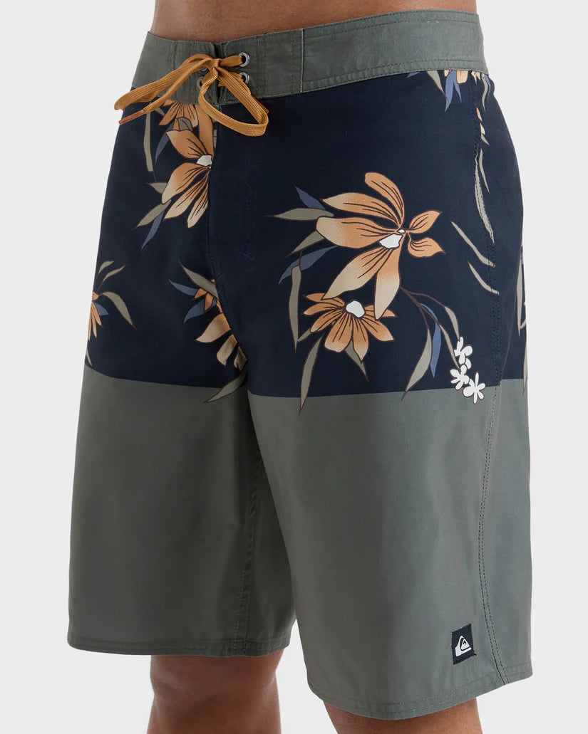 QUIKSILVER  EVERYDAY STRAIGHT 20 - BLACK BLOCK COSTAL FLORAL