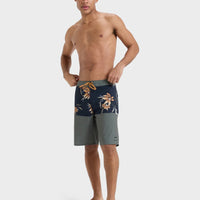 QUIKSILVER  EVERYDAY STRAIGHT 20 - BLACK BLOCK COSTAL FLORAL