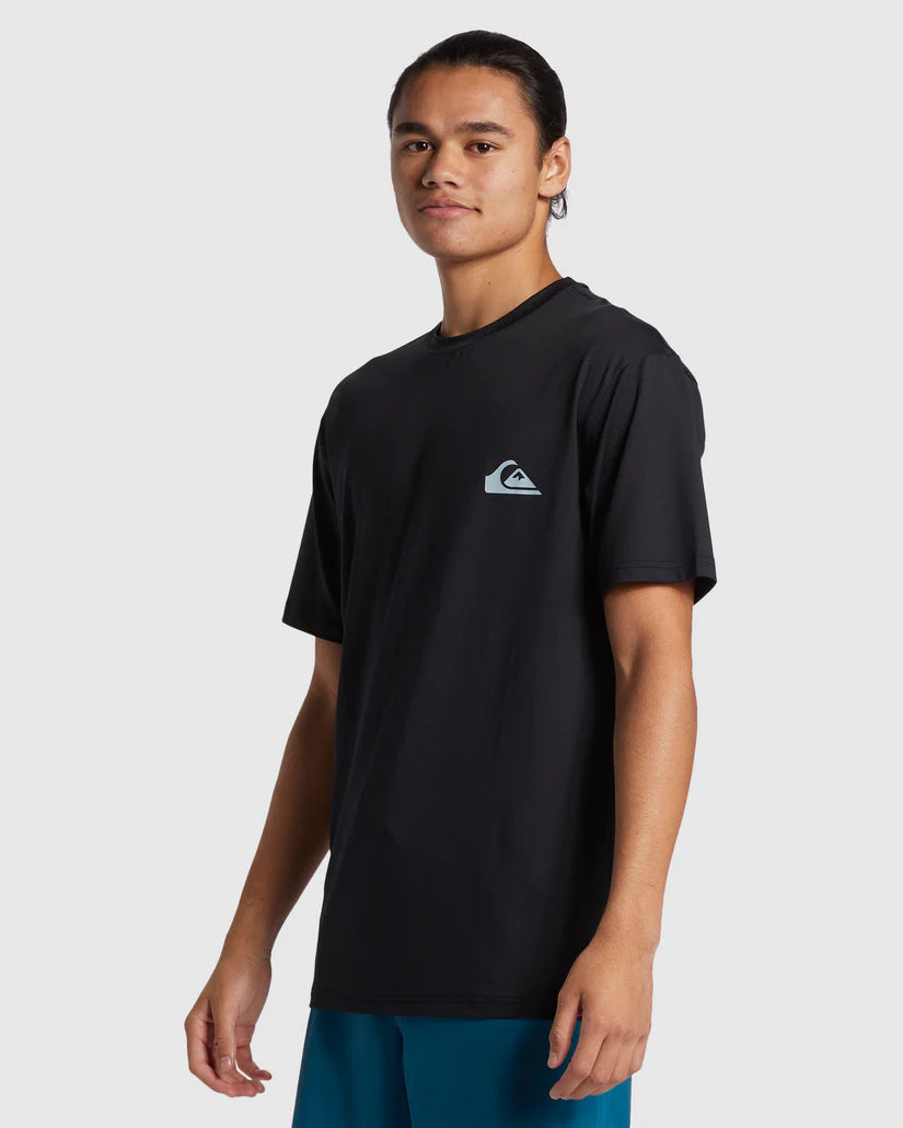 QUIKSILVER MEN'S EVERYDAY SURF TEE SHORT SLEEVE UPF 50 - BLACK