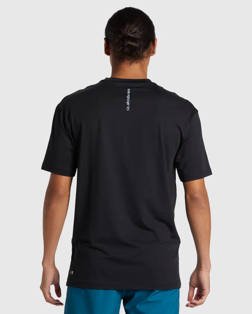QUIKSILVER MEN'S EVERYDAY SURF TEE SHORT SLEEVE UPF 50 - BLACK