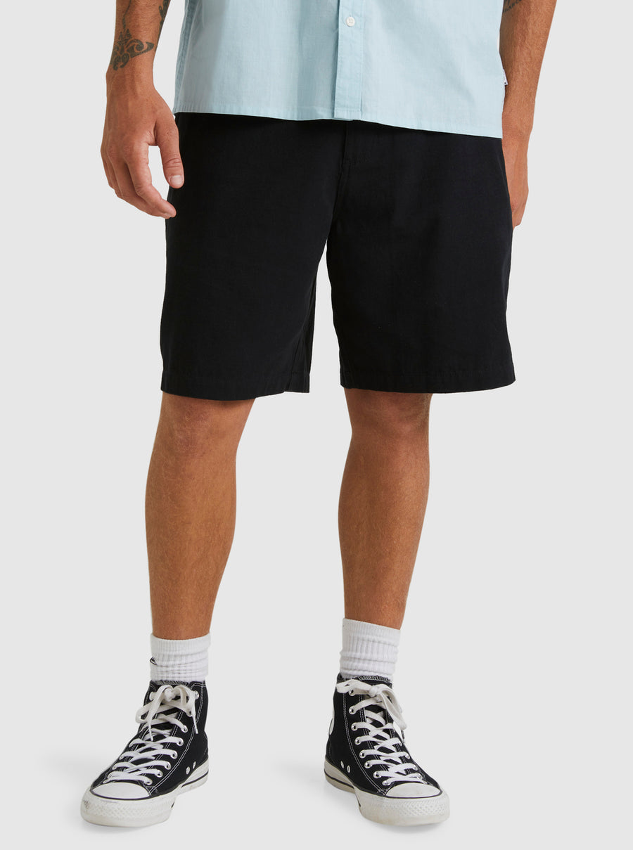 QUIKSILVER MODULAR 20" WALK SHORTS - BLACK