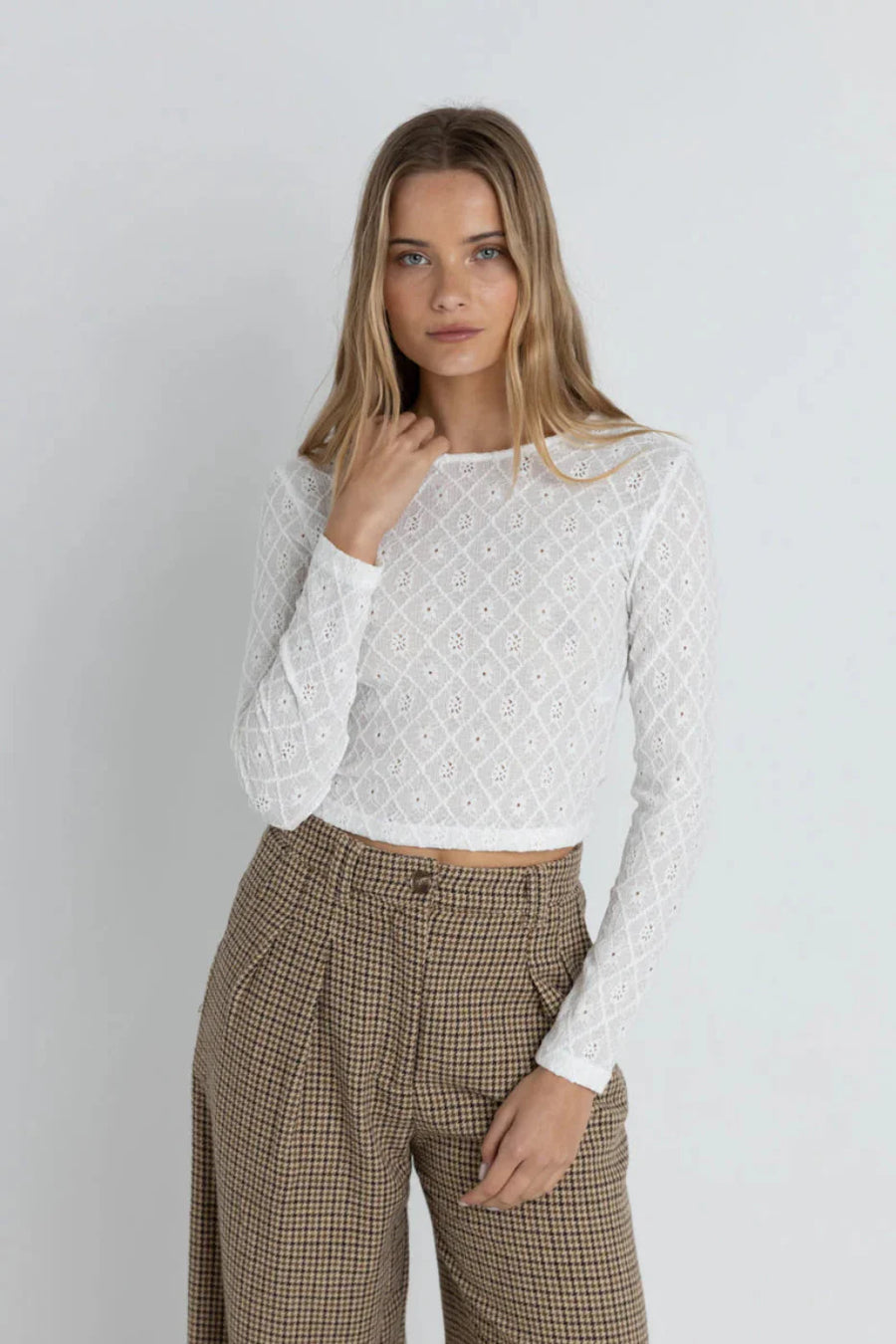 RHYTHM CHARM LONG SLEEVE TOP - WHITE