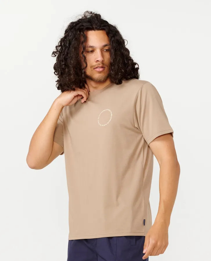 RIP CURL VAPORCOOL RUBIX TEE