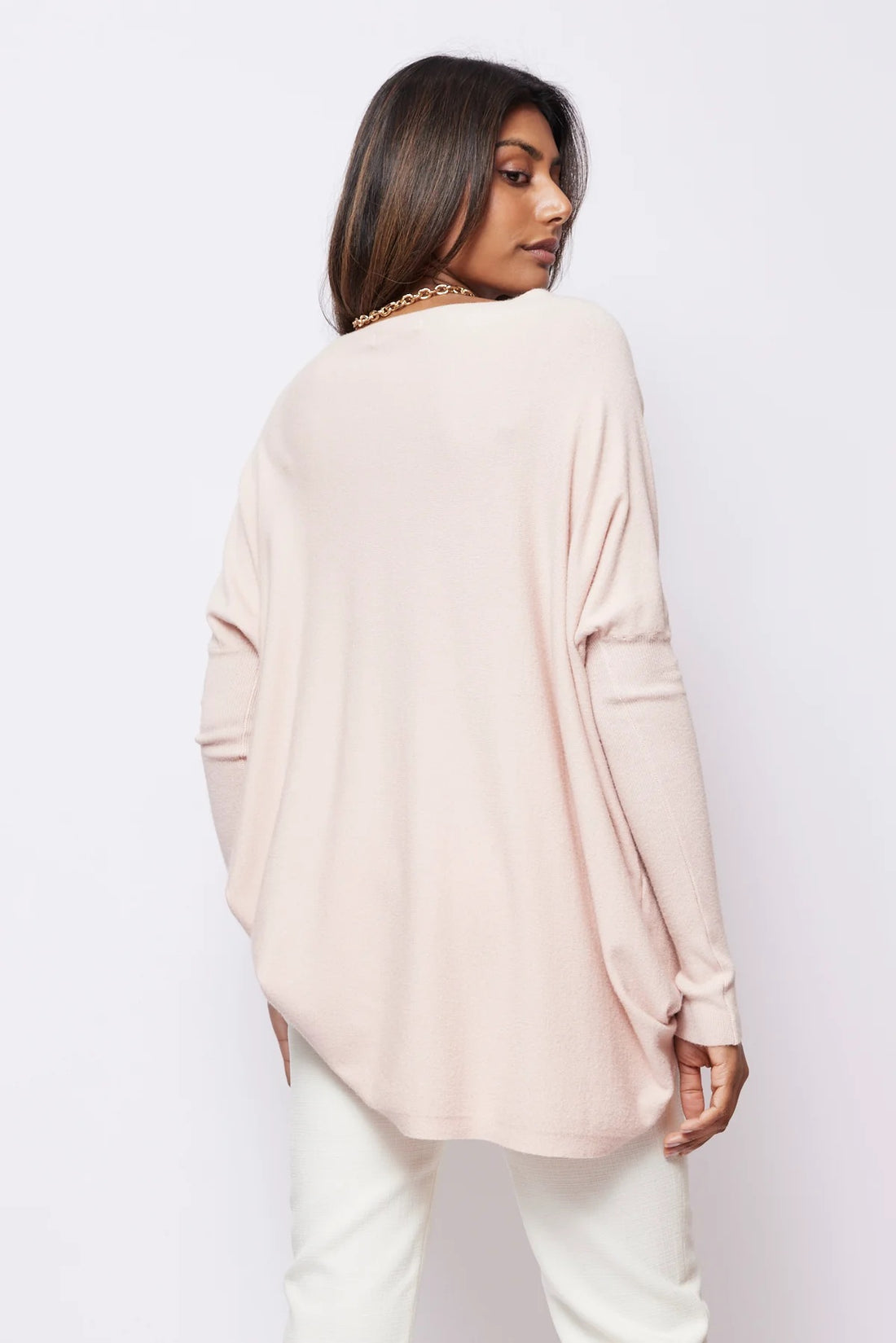 SLIDE SHOW SCOOP NECK TIGHT SLEEVE OVERSIZED WARM TOP - PINK