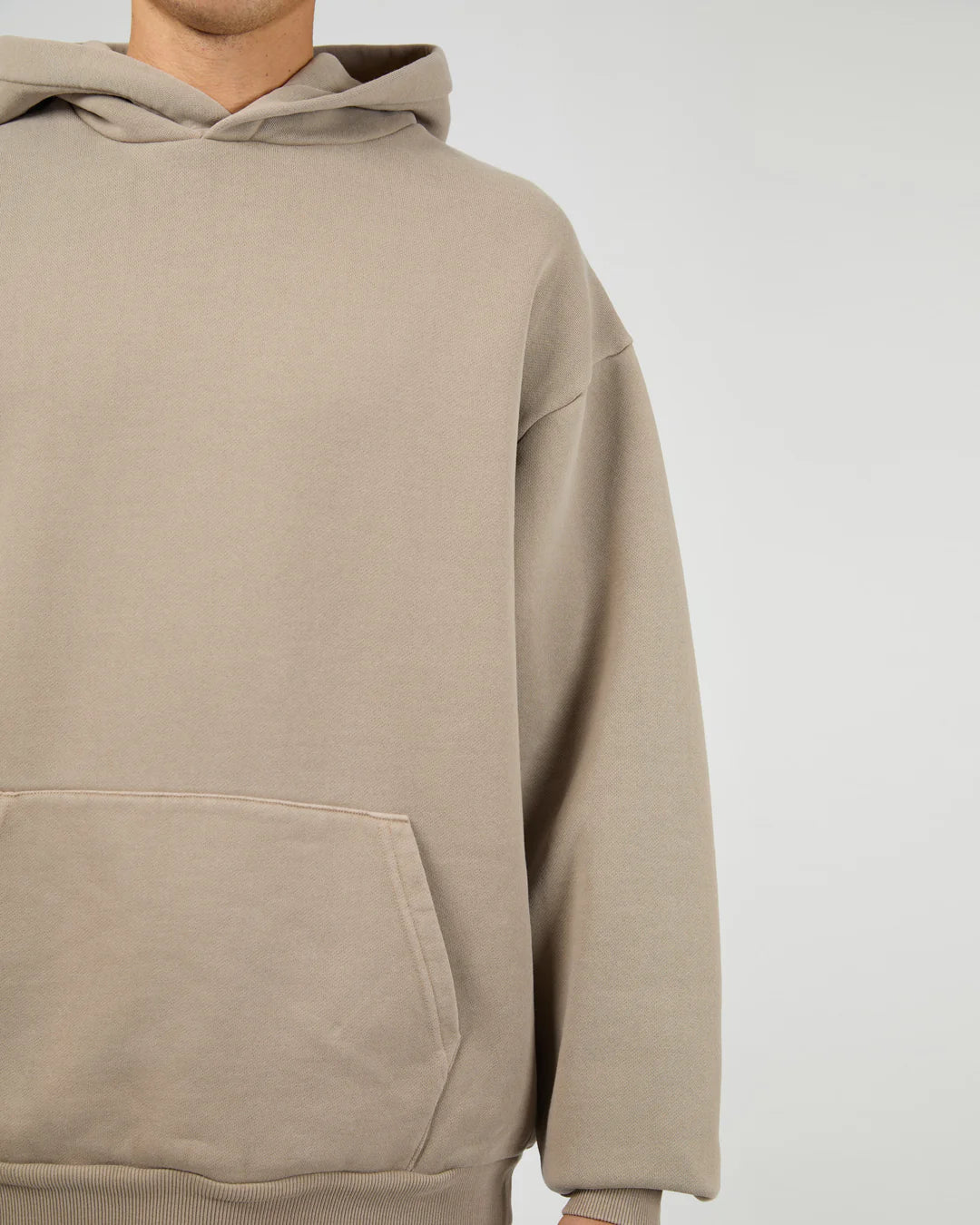SILENT THEORY BOX HOODIE - CEMENT