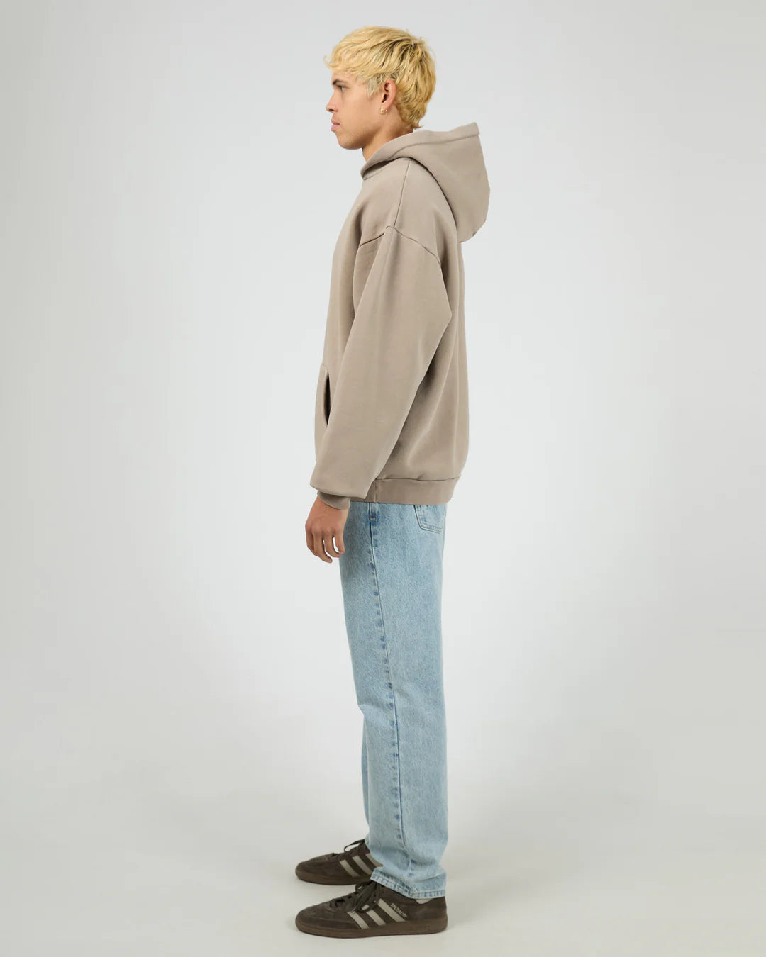 SILENT THEORY BOX HOODIE - CEMENT