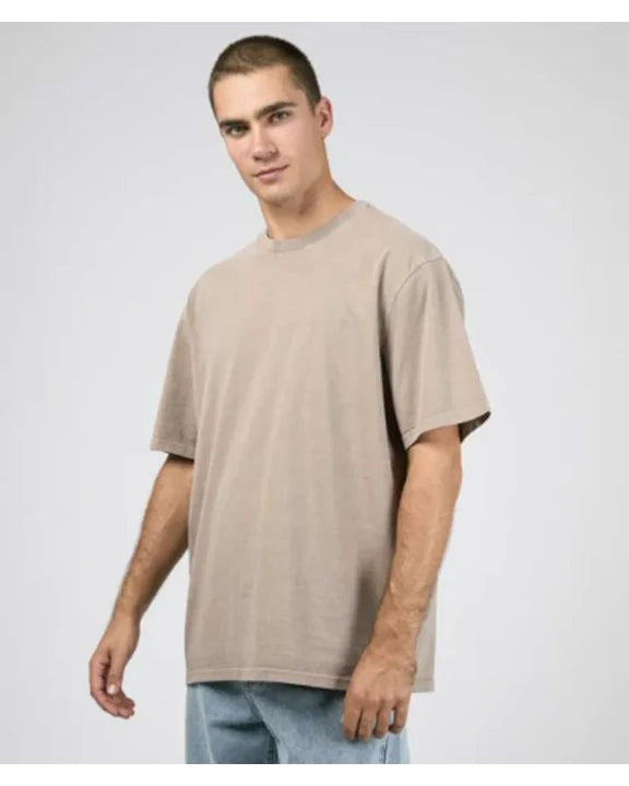 SILENT THEORY ESSENTIAL FIT TEE - MUSHROOM