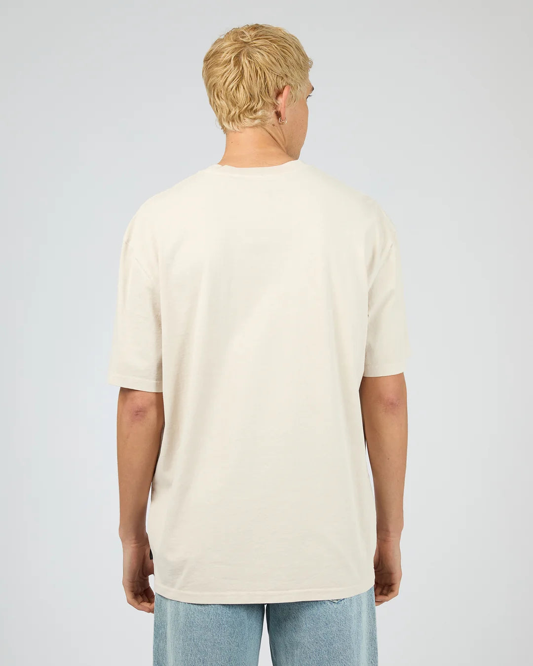 SILENT THEORY ESSENTIAL FIT TEE - NATURAL