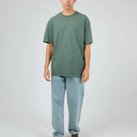 SILENT THEORY ESSENTIAL FIT TEE - PINE