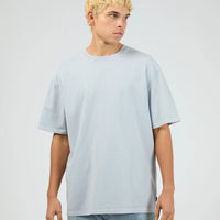 SILENT THEORY ESSENTIAL FIT TEE - SKY BLUE