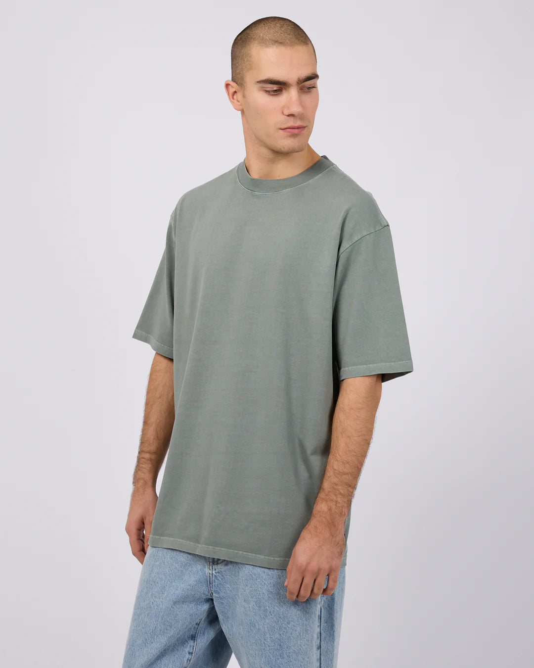 SILENT THEORY HEAVY WEIGHT TEE - FOREST GREEN