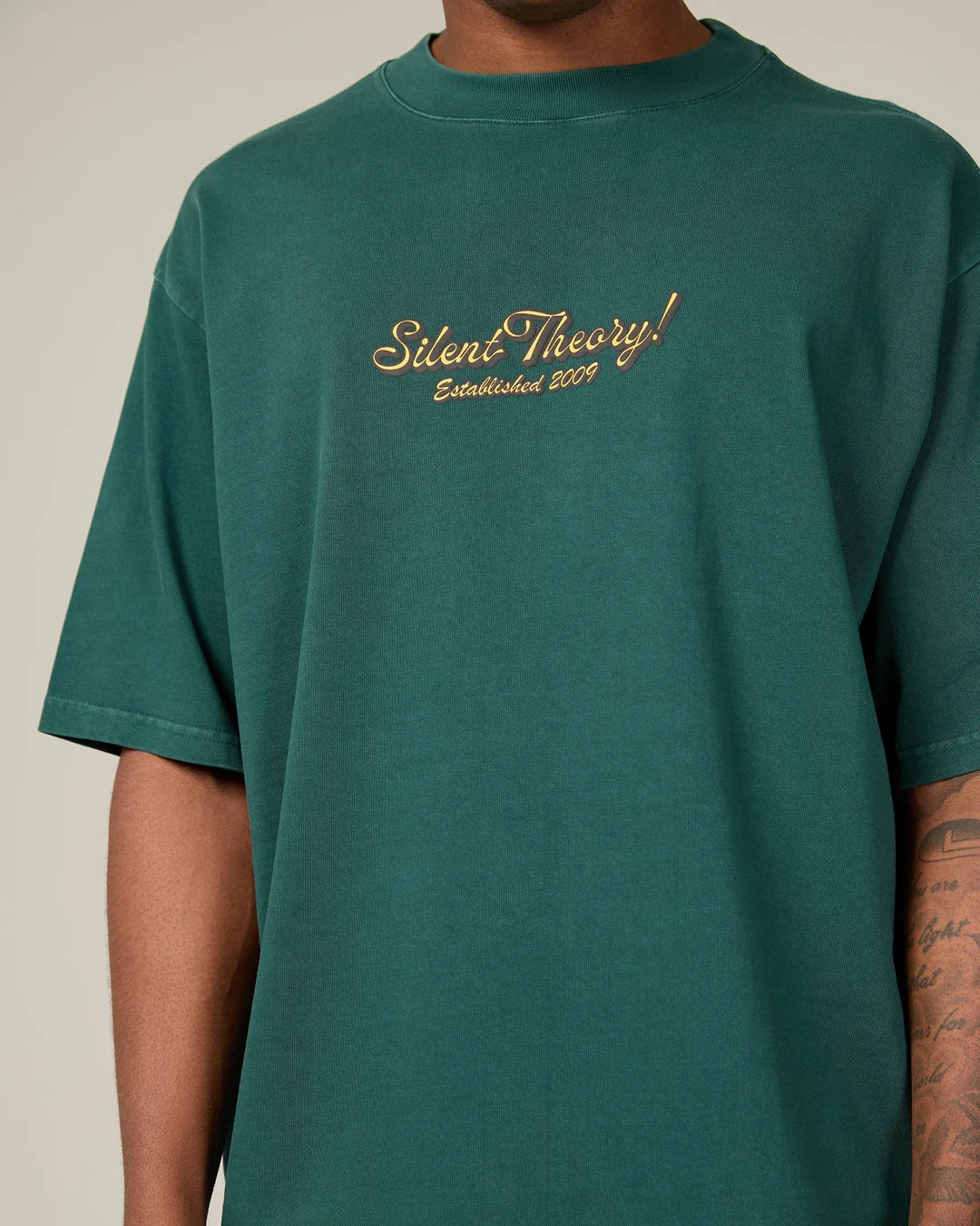 SILENT THEORY PULL UP A CHAIR - GREEN