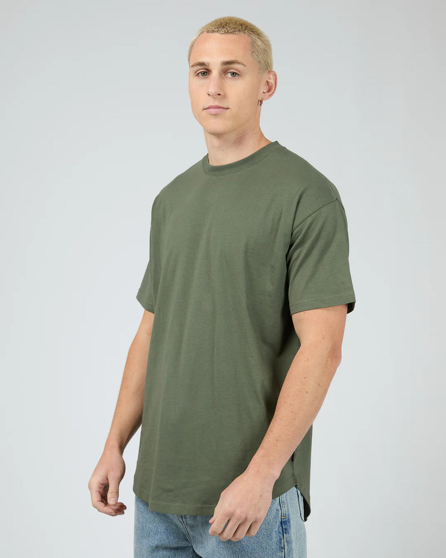 SILENT THEORY SOLID TAIL TEE - KHAKI