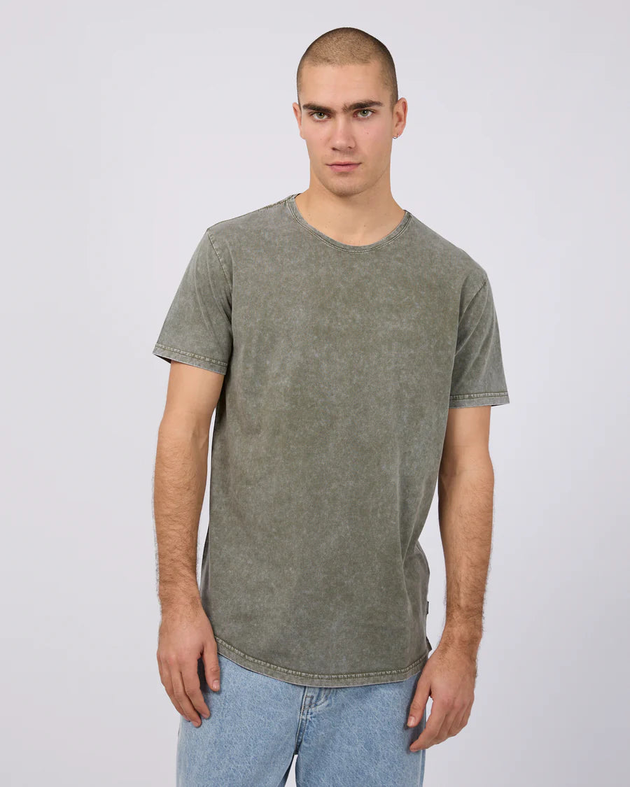 SILENT THEORY TAIL TEE KHAKI