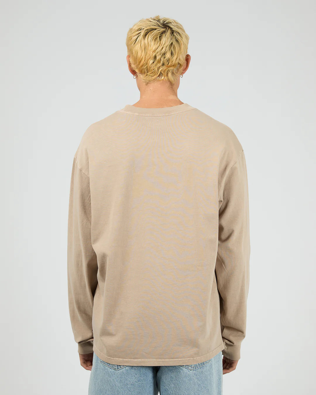 SILENT THEORY HEAVYWEIGHT STANDARD FIT LONG SLEEVE TEE - TAN