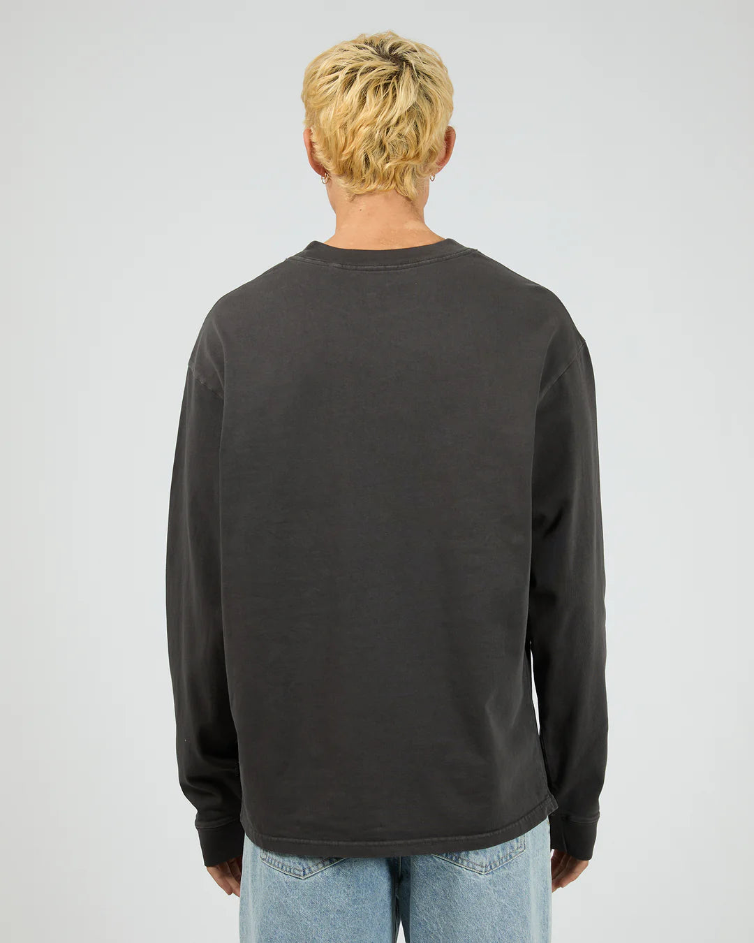 SILENT THEORY HEAVYWEIGHT STANDARD FIT LONG SLEEVE TEE - COAL