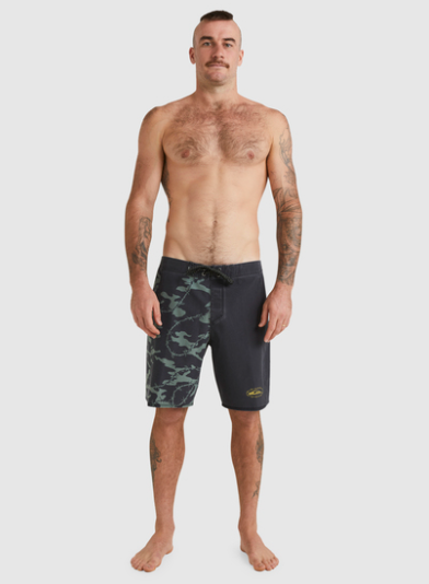 QUIKSILVER SURFSILK MIKEY ARCH BOARDSHORT