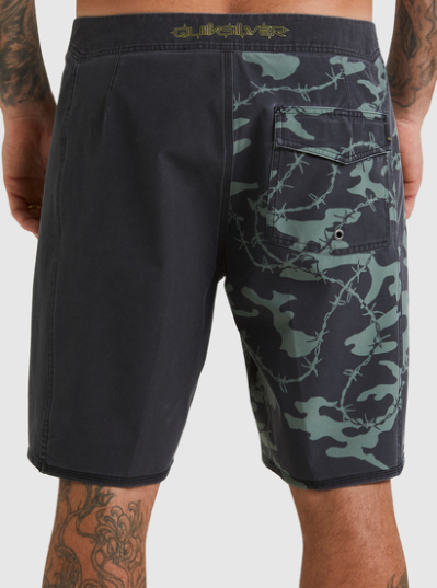 QUIKSILVER SURFSILK MIKEY ARCH BOARDSHORT