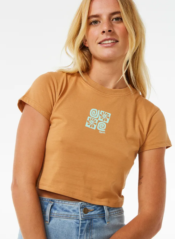 RIP CURL HOLIDAY BABY TEE - LIGHT BROWN