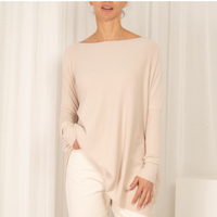 SLIDE SHOW SCOOP NECK TIGHT SLEEVE OVERSIZED WARM TOP - CREAM