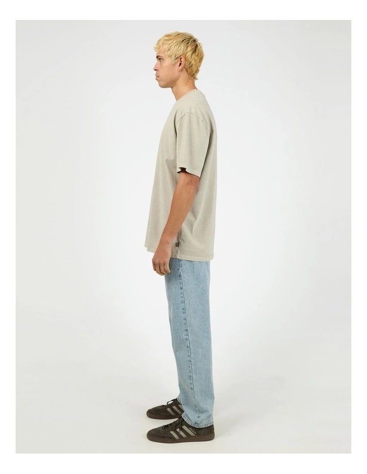 SILENT THEORY ESSENTIAL FIT TEE - GREY