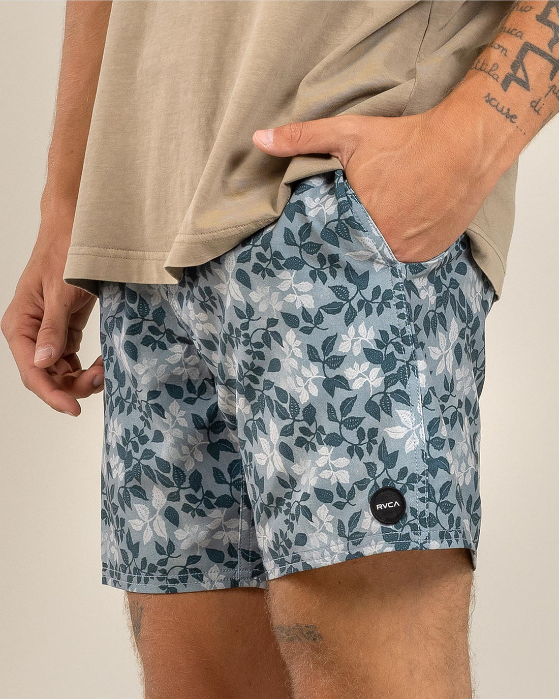 RVCA VA ELASTIC SHORT - LEAD