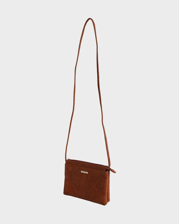 BILLABONG TAKE IT BACK FESTIVAL PURSE - TAN