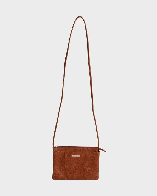 BILLABONG TAKE IT BACK FESTIVAL PURSE - TAN