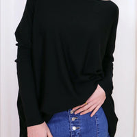 SLIDE SHOW SCOOP NECK TIGHT SLEEVE OVERSIZED WARM TOP - BLACK