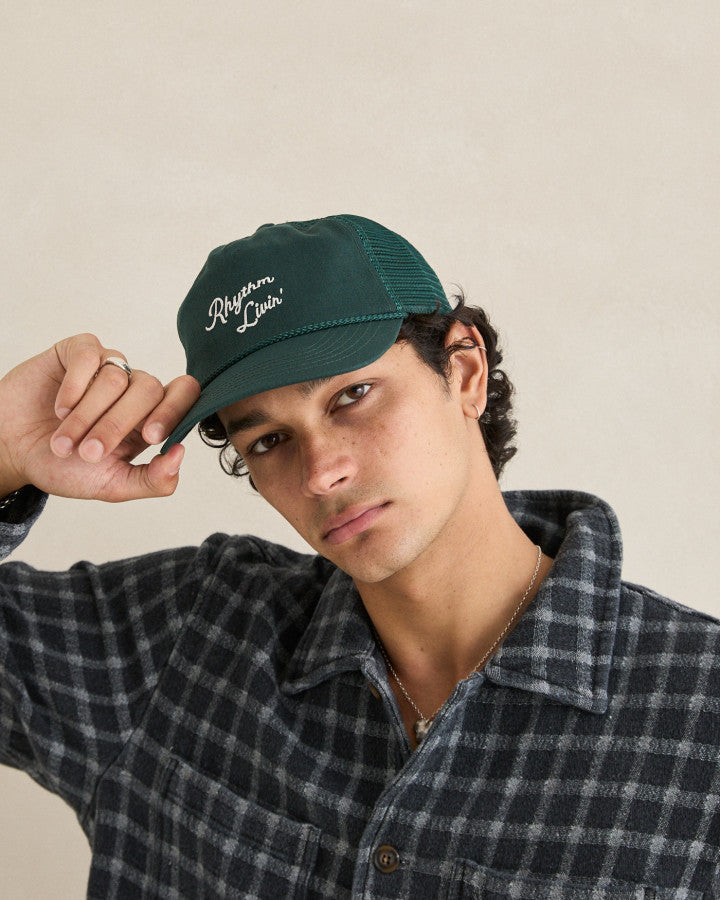RHYTHM SCRIPT TRUCKER CAP - GREEN