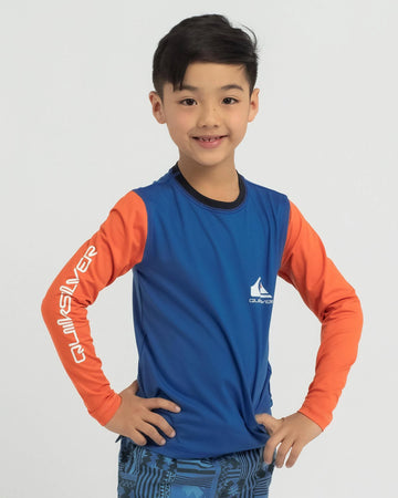 QUIKSILVER HEATS OMNI BOY SHORT SLEEVE RASH VEST - BLUE/ORANGE